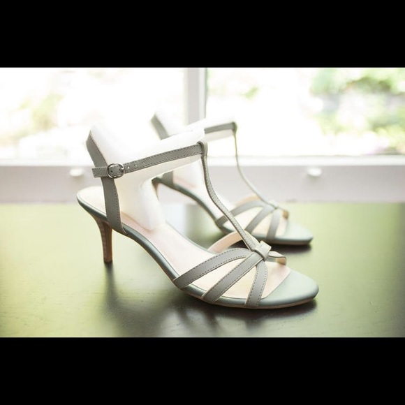 Green Leather Sandals - Picture 3 of 5